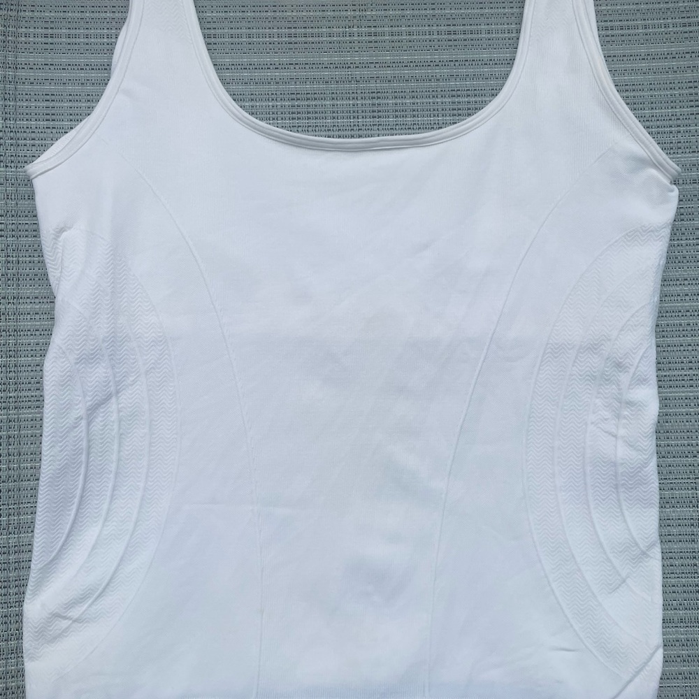Nike Seamless Dry Fit Women's Tank Top size M.
